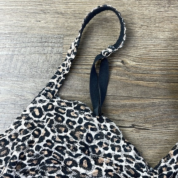Victoria’s Secret PINK Leopard Print Lace Bralette, size Large - Picture 2 of 8